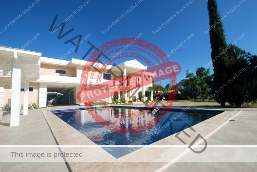 Elegant home for sale in Encontro das Aguas