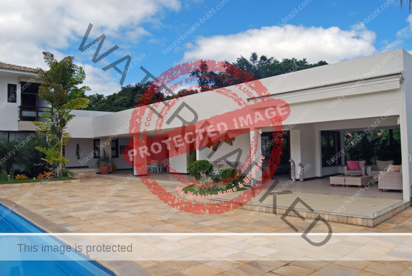Encontro das Aguas Mansion for sale